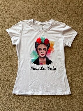 MAC Cosmetics White Graphic Tee with Multicolor Portrait